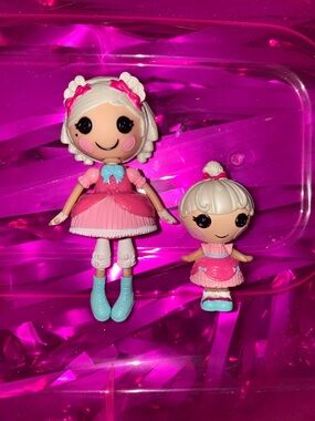 Lalaloopsy minis Suzette La Sweet and Mimi La Sweet dolls